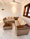 Nine Gems Villa - 2-Star