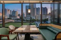 Kunming Hotel - bar