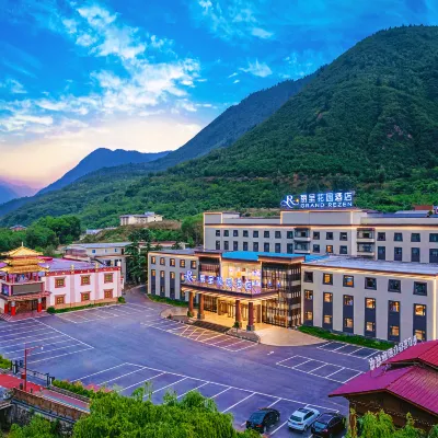 Rezen Garden Hotel  Jiuzhaigou Hotels near Shu Zheng Valley