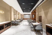 Jinlan'ou Hotel (Pingchang Chunguangyuan Commercial Pedestrian Street Branch)