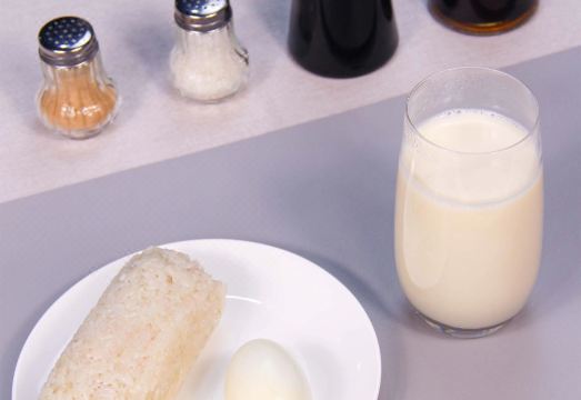 2. 아우토오고 호텔..