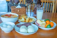 Puyuman Lake View Inn - breakfast