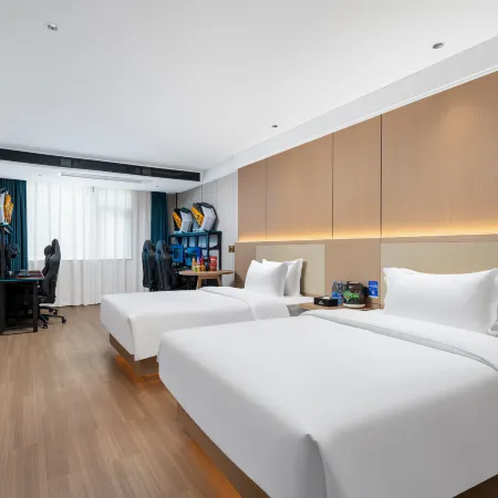 Manerdun Manyue Hotel (Nanning Railway Station Guangxi University Subway Station)