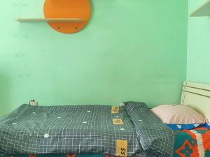 Zhengzhou Hour Light Youth Hostel (Guomao 360 Zoo Shop)