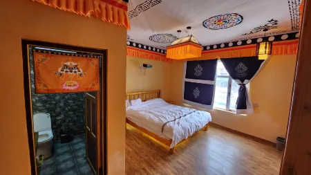 Flowers bloom in order, and the inn Отели рядом с достопримечательностью «Xiangdata Relic Site»