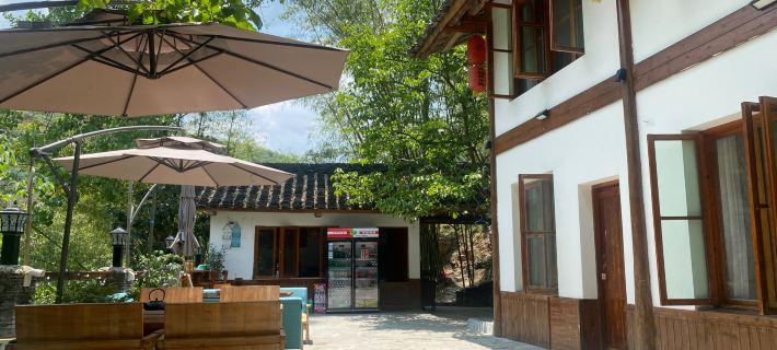 開陽心宿·青定閣民宿 開陽のホテル