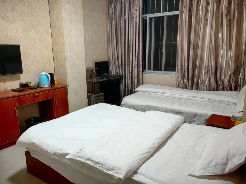 Jiulong Biyue Hotel