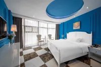 Chenlong 168 Hotel (Huaihua Railway Station Lvyuan) Отели рядом с достопримечательностью «Площадь Жан-Тянь»