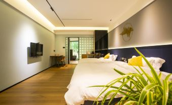 Bo Yin Liu Xiu Light Luxury Hotel