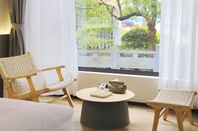 Longma Yi Homestay Hotel dekat Louta Station