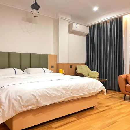 Neixiang Zuowan Hotel
