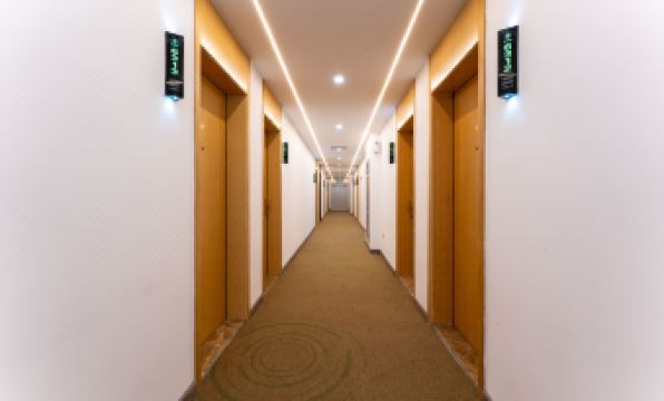 Shell Hotel (Jinan Yaoqiang International Airport)