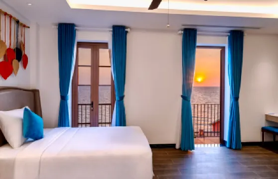 Roma Hotel Phu Quoc - Free Airport Shuttle & Sunset Town Tour Hotels near Sao Beach