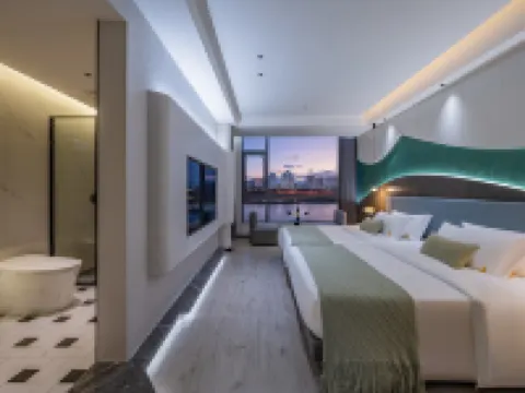 汲暮江景飯店(西雙版納景洪告莊西雙景星光夜市店) 景洪住宿飯店