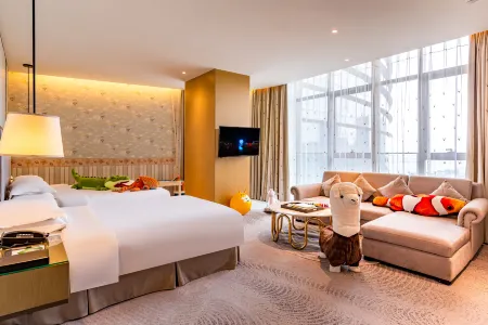 Kangqiao Lakeview Hotel