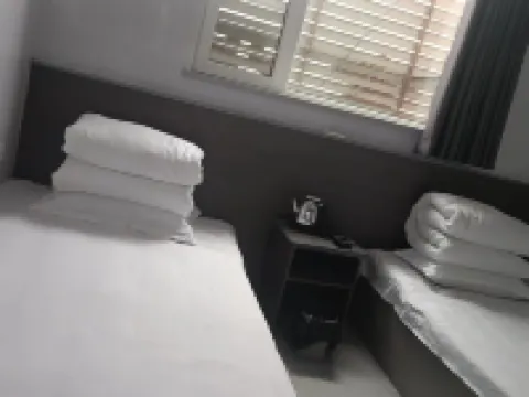 Fuqiang Guest House (Gongnong Road Branch) Hotels in Dashiqiao