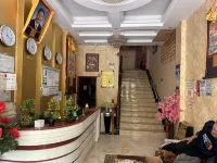 Xinlong Jinqiu Color Hotel Hotels in Xinlong County