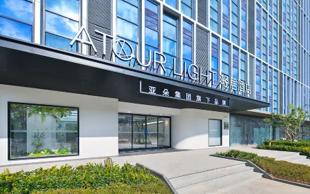 昆明環湖路滇池会展センター軽宿ホテル