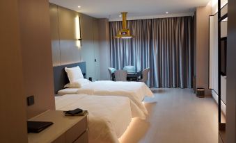 Wuchuan Yunman Hotel