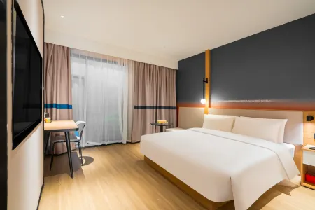 Ni Hao Hotel (Urumqi Xidaqiao Hongshan Park)