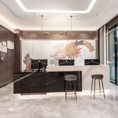 Lianzhou Lotus Tang Smart Hotel