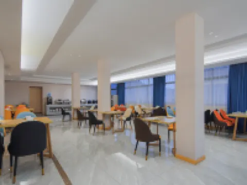 Longcheng  Big  Hotel(Jiujiang Pengze Longcheng Avenue) Hotels in Pengze