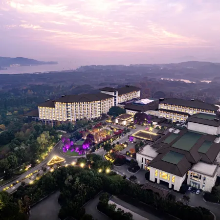 Wuxi Taihu Hotel Отели в г. Уси