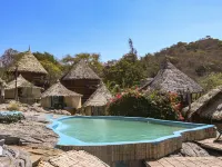 Paree Hut Resort - Ocean View