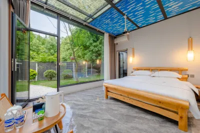 Sanjing Township Jujuku (Jinfeng Road Branch) Hotels near Ancient Qingcheng Cultural Heritage Park