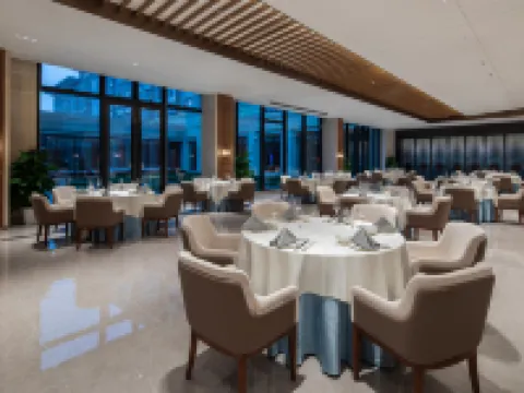 Grand Skylight Hotel, Dingsheng, Fengcheng Hotels in Fengcheng