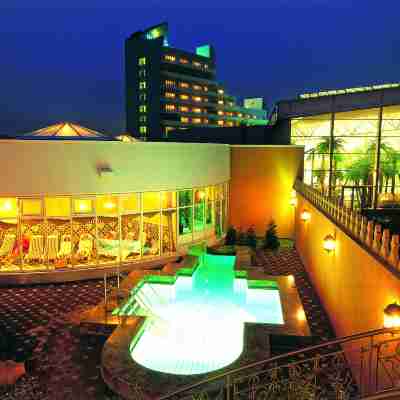 Wyndham Stralsund HanseDom Hotel Exterior
