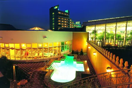 Wyndham Stralsund HanseDom Отели в г. Ной-Бартельсхаген