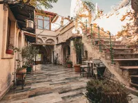 Vintage Cave House Hotels near Sunset/Sunrise/Balloons Highest View point in Goreme