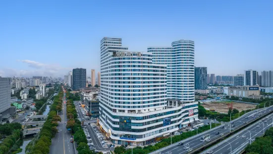 Yilong Anyue Hotel (Wuxi Railway Station Liangxi Wanda Branch)