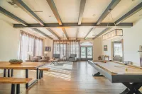 Riviera Oaks Resort and Racquet Club