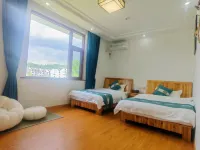 Xidi Tingyun Xiaozhu Huipai Courtyard Design Guesthouse (Yi East Station)