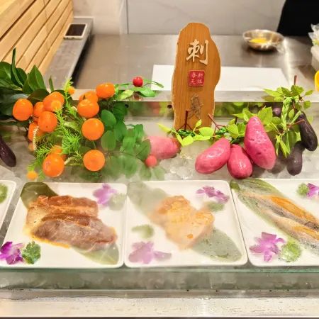 Four Seasons Goldensun Hotel