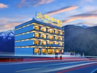 Siguniang Mountain Banshan Resort Hotel Hotel di Xiaojin