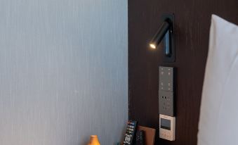 Meilu No.1 Courtyard City High-end Homestay (Xichang Moon Lake Park)