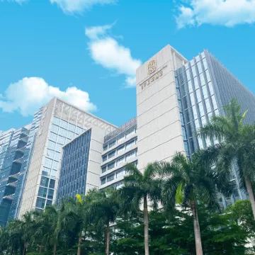 The Thousand Laterns Lake Hotel Hotels near Thousand Lantern Lake Park