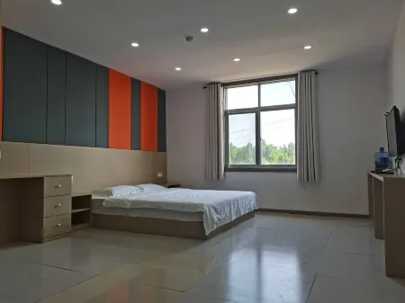 Zhuangyuanhu Leisure Hotel Отели рядом с достопримечательностью «Luoguanzhong Memorial Hall»