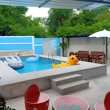 Chay Weng Pool Villa sattahip