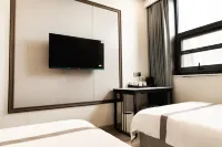 Rongcheng Shengan Hotel (Baiyangdian Station Bus Station)