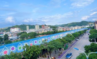 Mojiang Guangtian Hotel