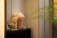 Xiangbishan Port House | City core stroll city center hotel (Guilin two rivers and four lakes store) - balcony