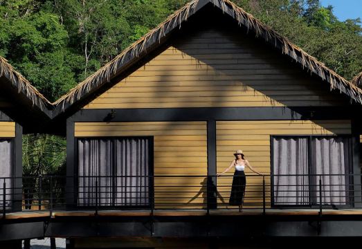 알리아 레지던스 비지니스 리조트 수영장