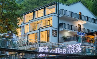 Xiamo Mountain Residence · Swimming Pool · Streamside  Designer Family Forest Hideaway