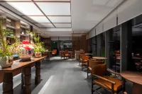 The PASSAGE of unna - Bar