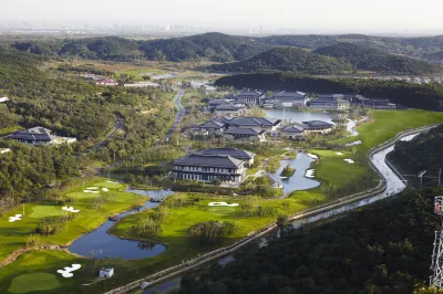 瀋陽棋盤山綠地鉑瑞飯店 熙古裡藝術村附近的飯店