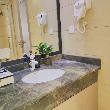 Panda Prince Hotel Dazhou